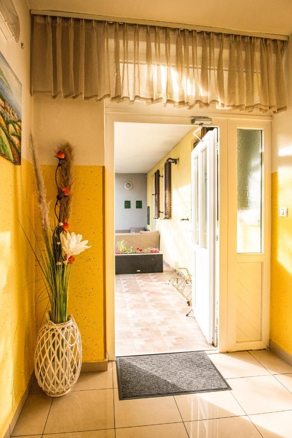 Garni Hotel Keltika Izola Exterior foto