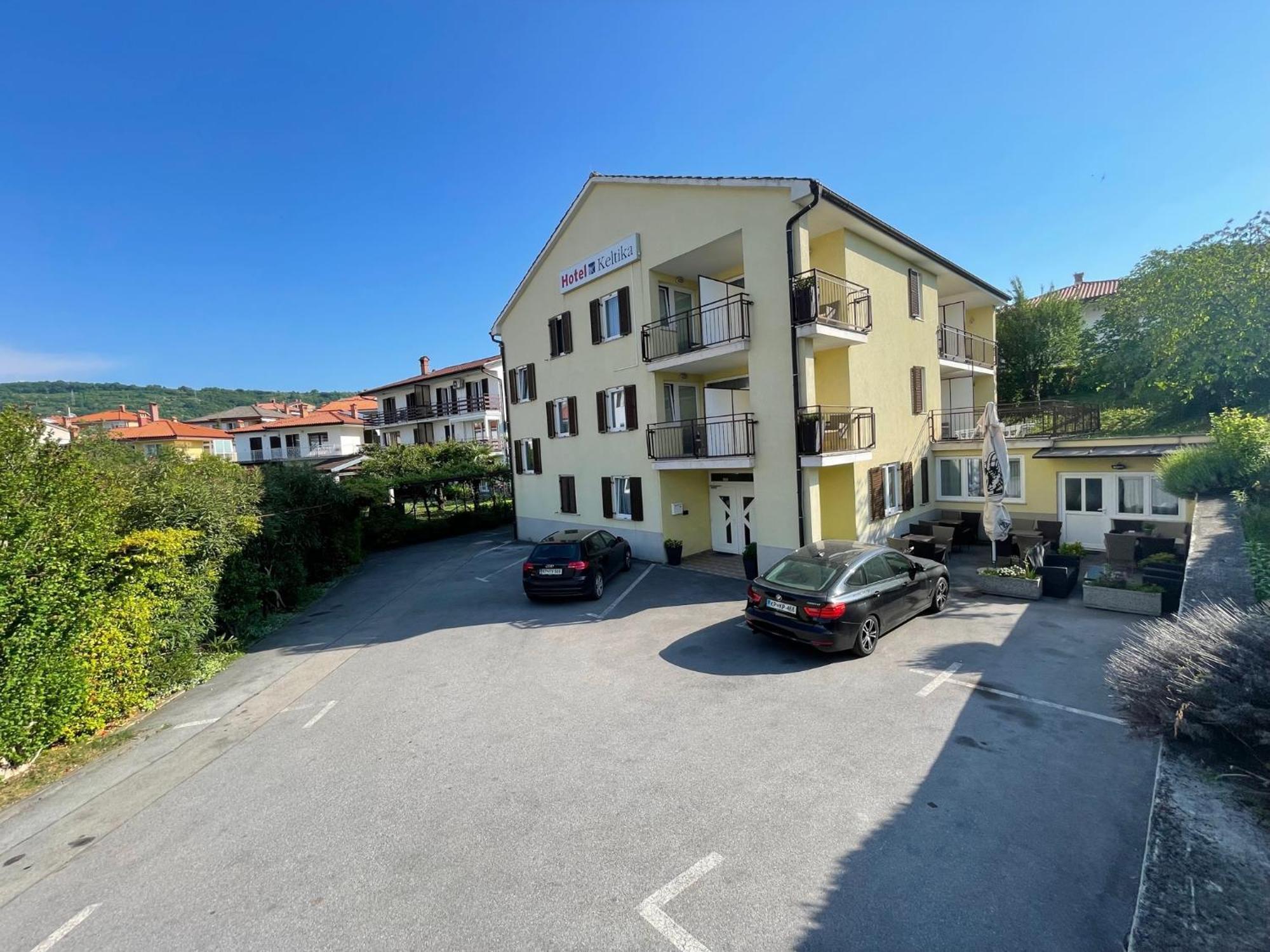 Garni Hotel Keltika Izola Exterior foto